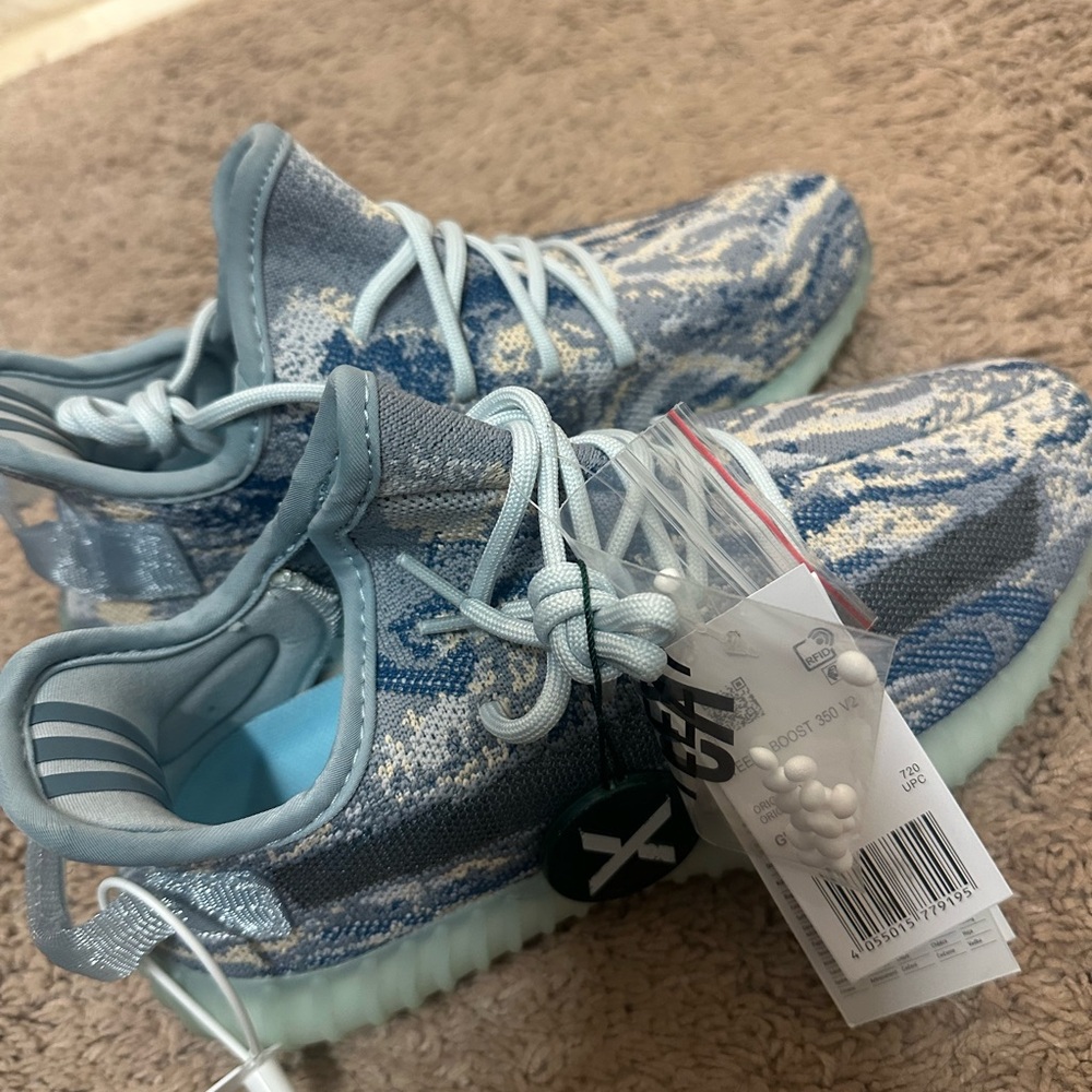 Kids Blue Patterned Sneakers